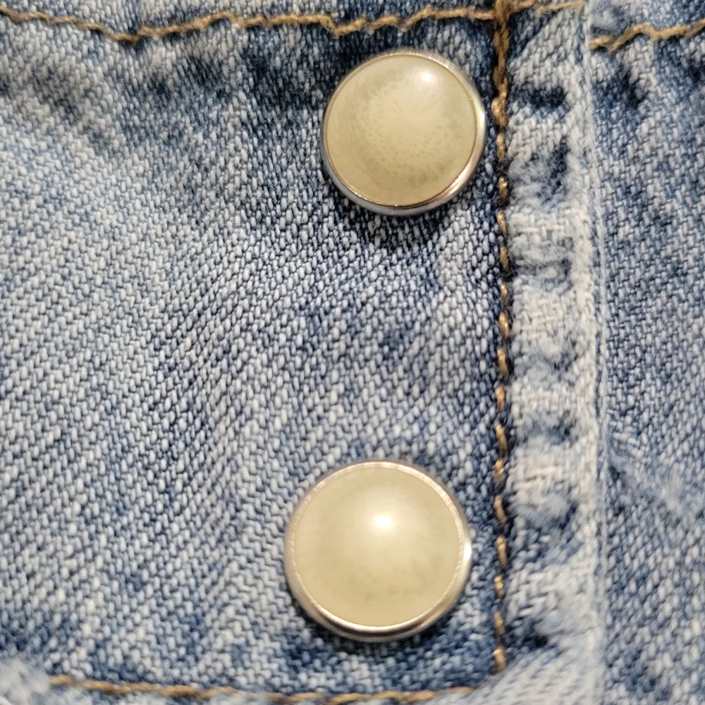 Lucky Brand Women's Embroidered Western Denim Pearl Snap Shirt Size S Distressed - Picture 15 of 16